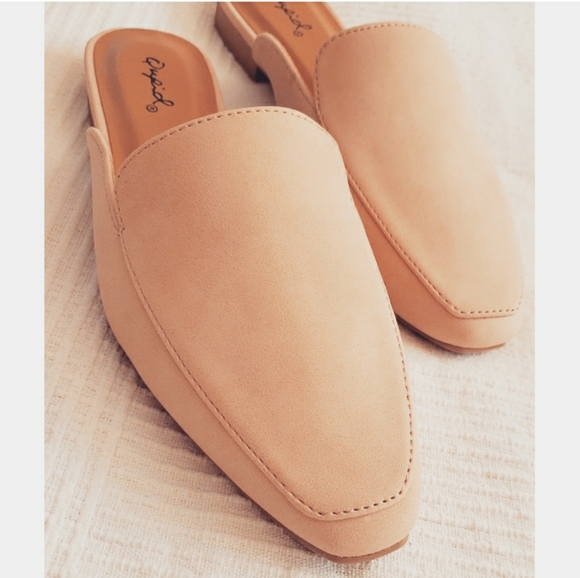 🆕️Winter collection// Nude Pink loafer Flat - Picture 5 of 5